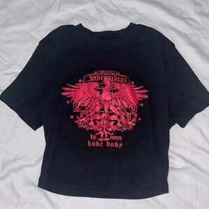 Black baby tee